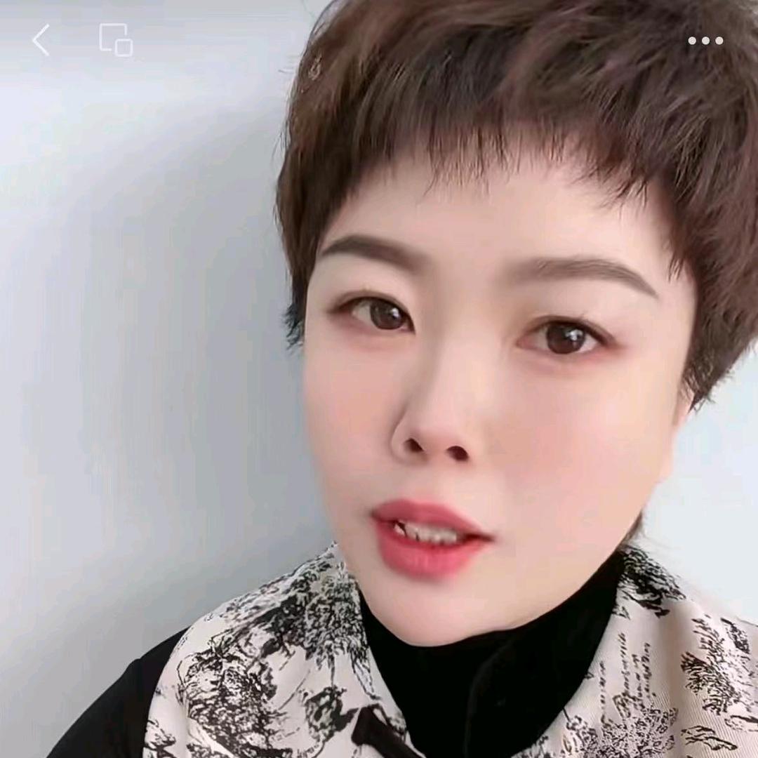 诺蔓美学高科皮肤中心