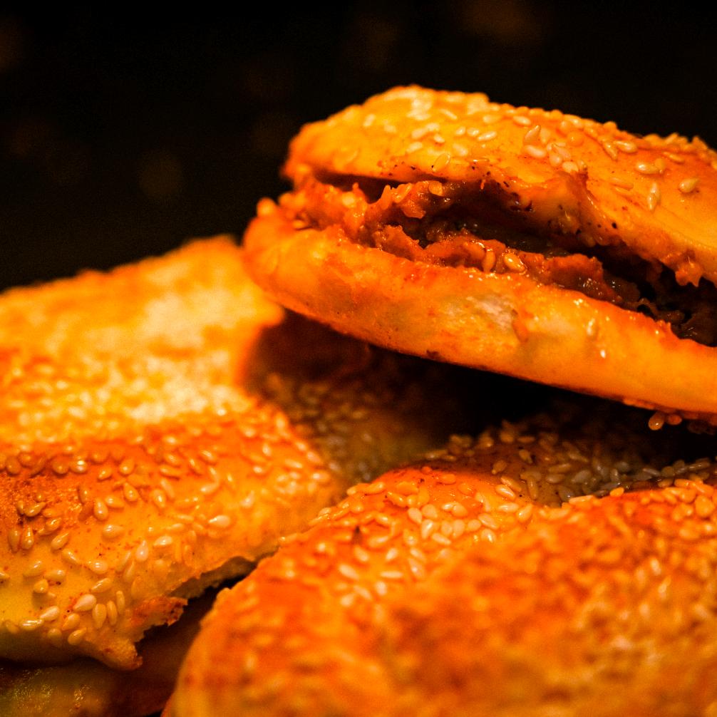 汴梁卷鲜肉烧饼店