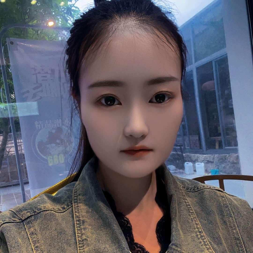 在涠洲岛开民宿的倩倩