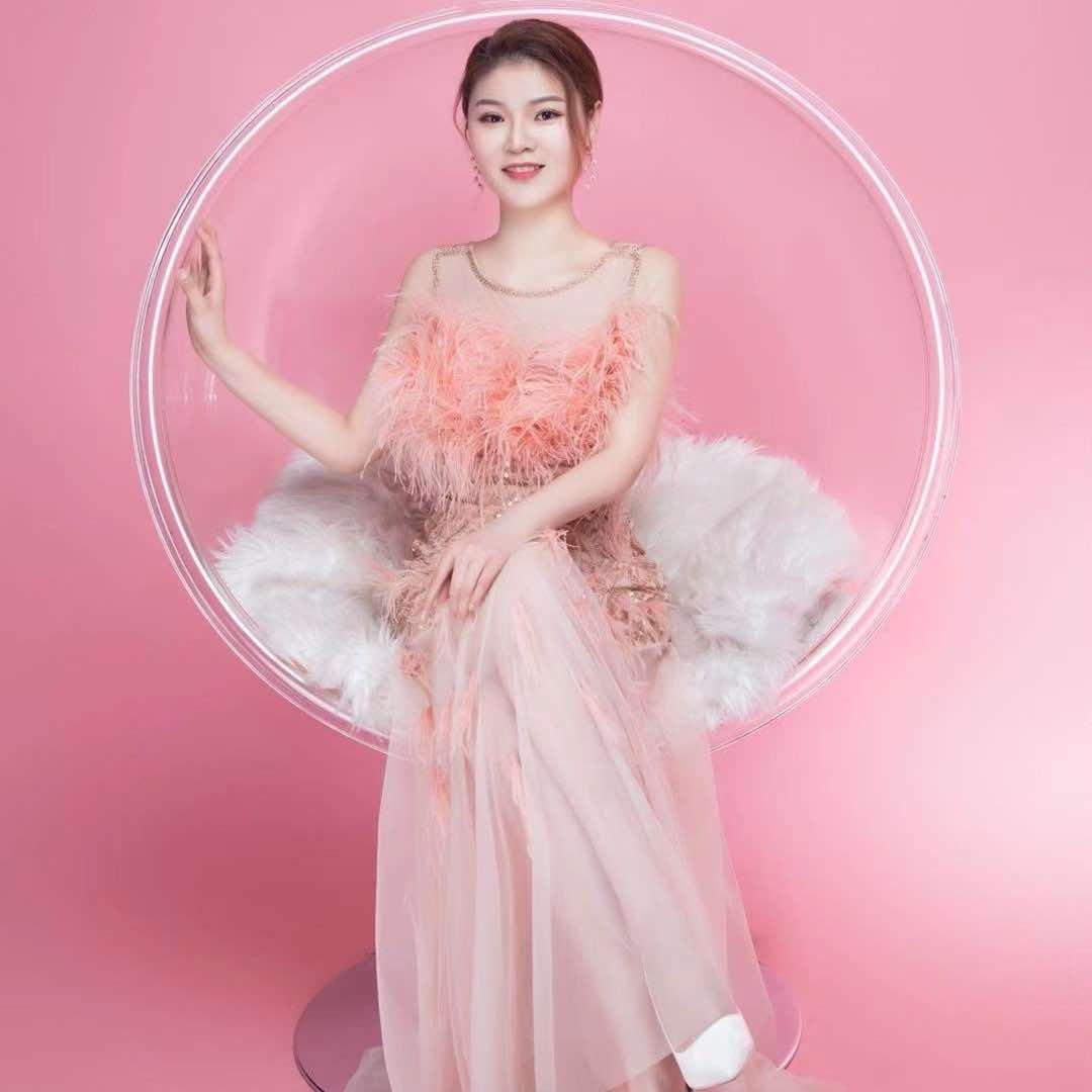 尚菡轻奢美学(县府西街店)