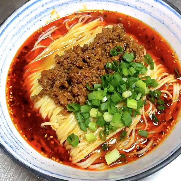 一碗骨汤面