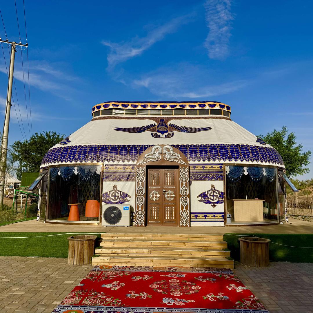 腾格里·金沙湾旅游度假区