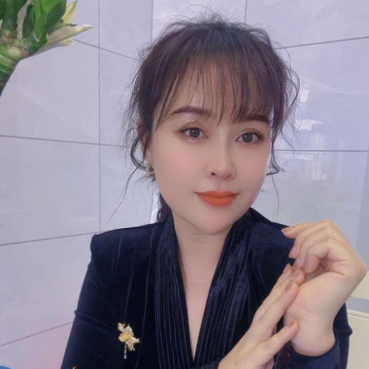 莫旗奥美艳子