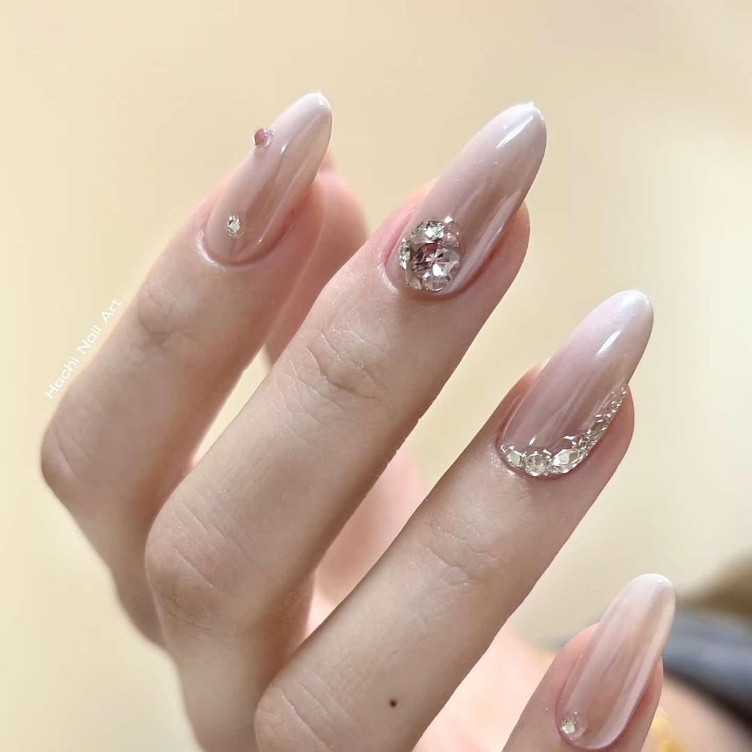 绘颜坊美甲美妆