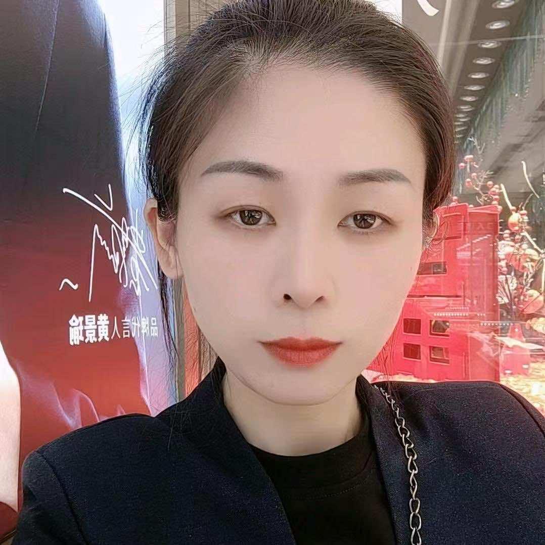 武宁珠宝搭配师张琴周六福(豫宁街道店)