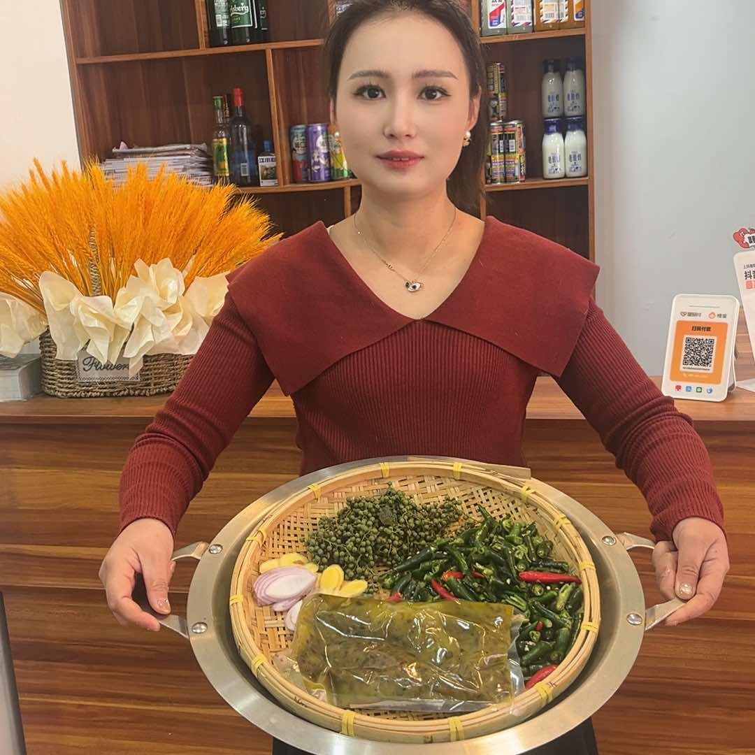 西昌鲜椒鱼蛙自助火锅小吴