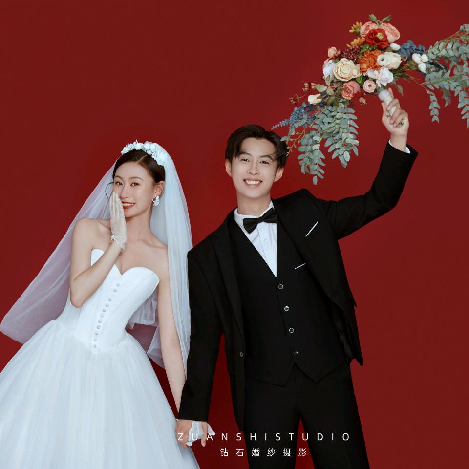 广河钻石婚纱摄影官方号