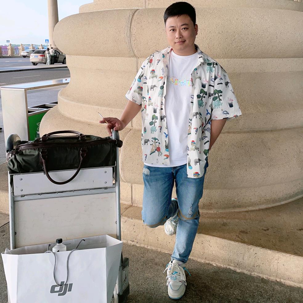 乌兰浩特市印客·Hot烫染沙龙