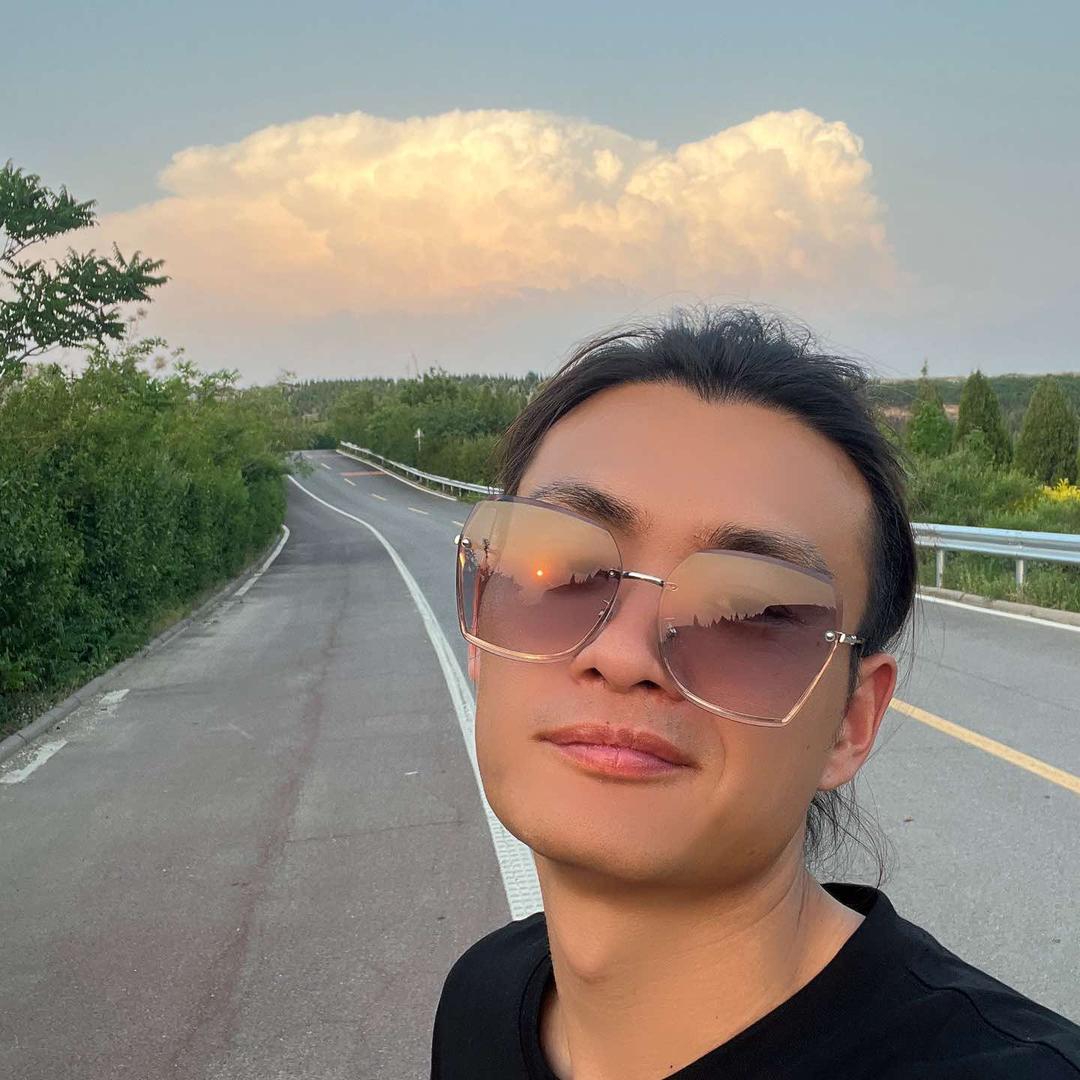 临淄黑马美发沙龙 唐刀