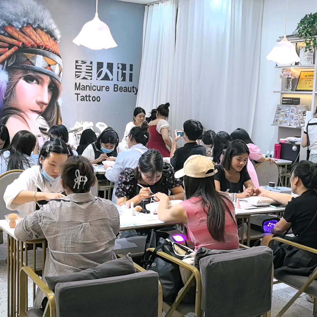 美人计美甲