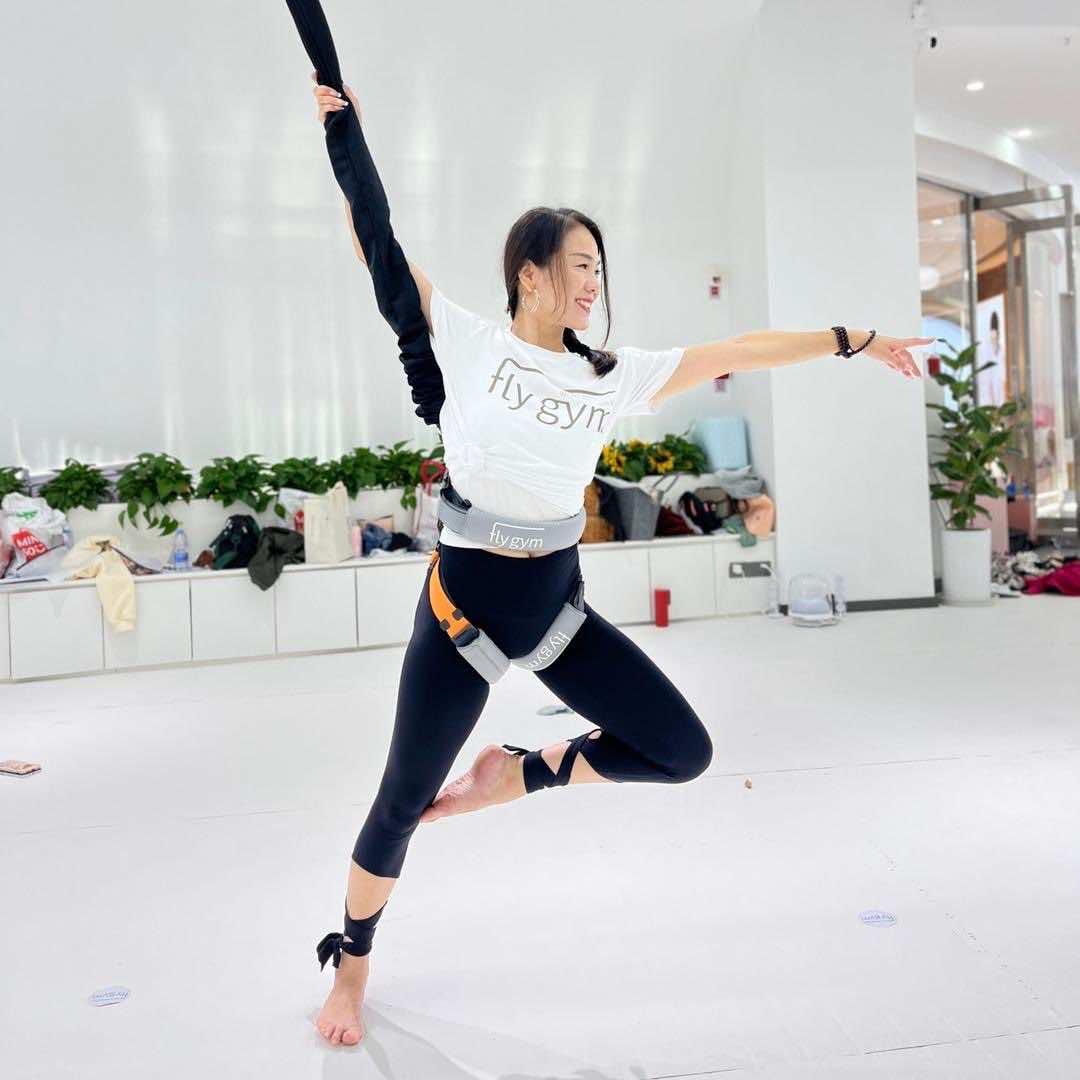 淄博乔儿室内蹦极6