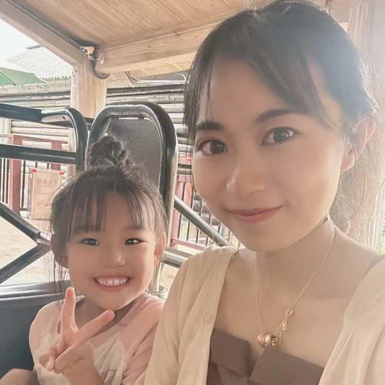 黑山童童家 童装店