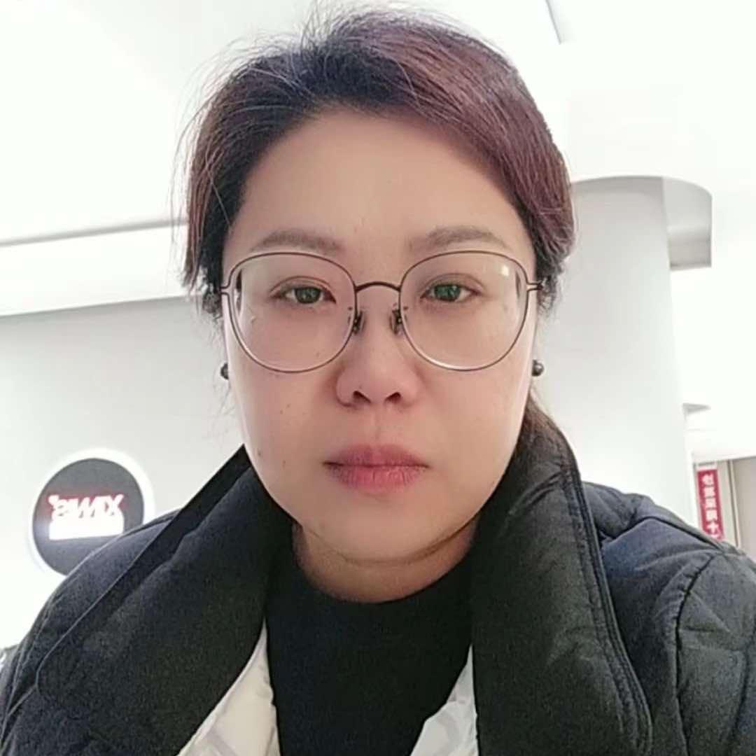 伟业家具耿姐