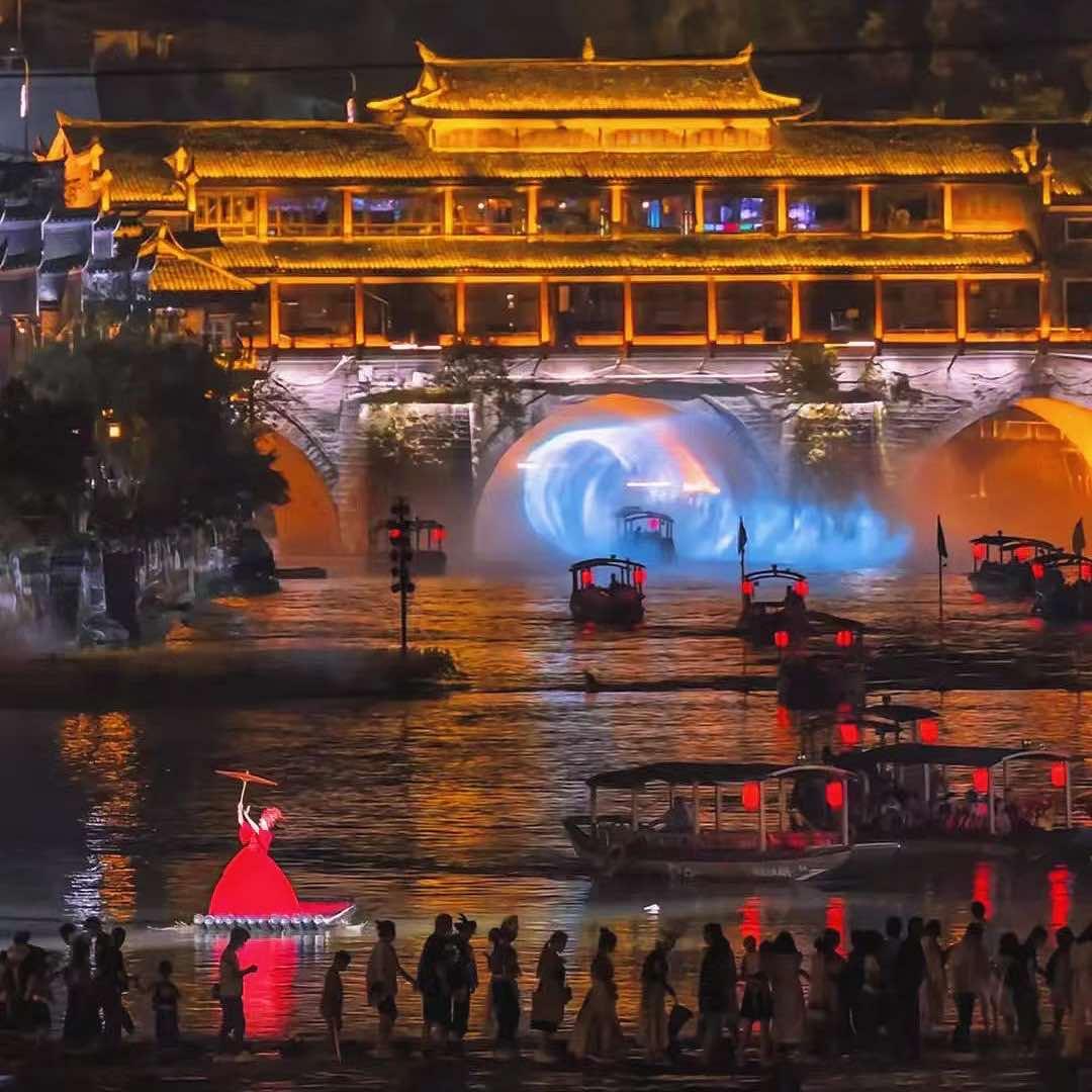 凤凰古城‖泊原