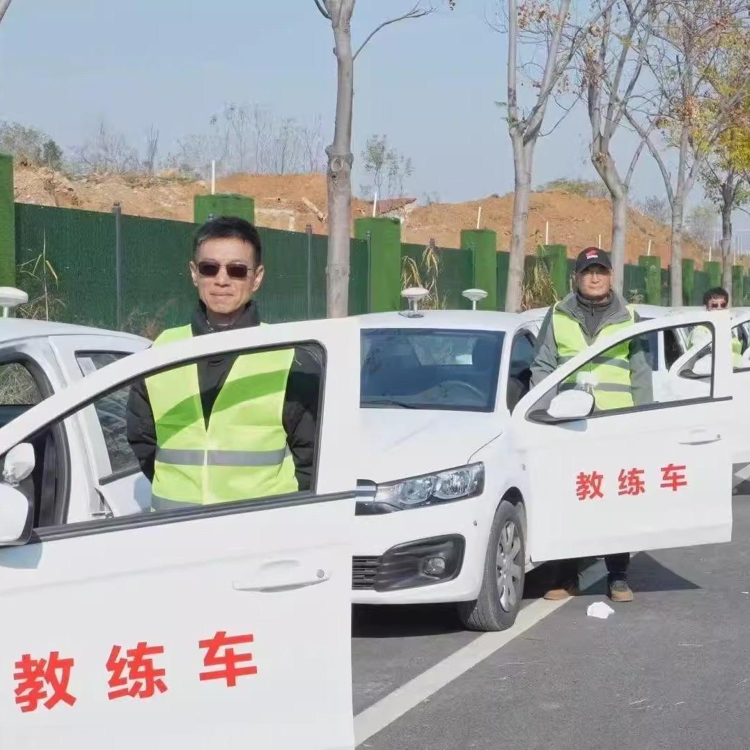 武汉鑫学成驾校·本地学车服务号