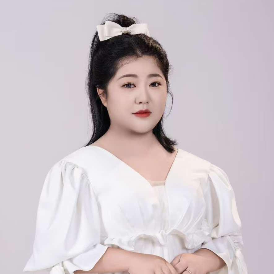 馨德美艺美术齐老师