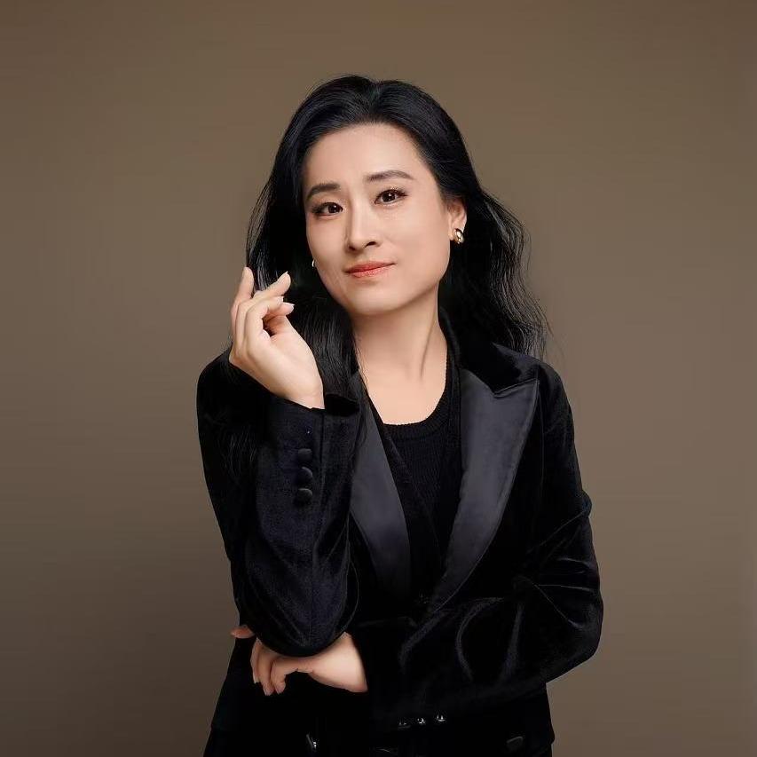 艾米还在这里