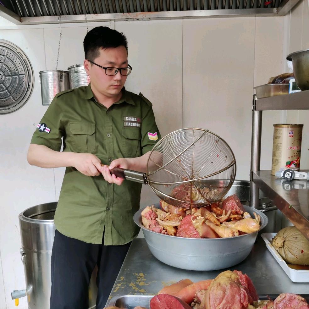 方霓餐饮卤味