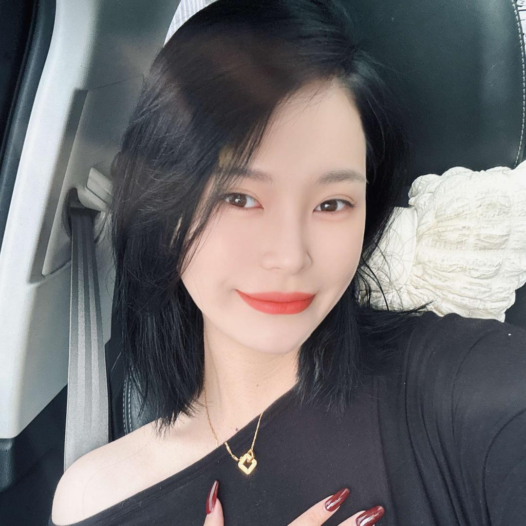 阜阳安霖儿化妆美甲培训学院