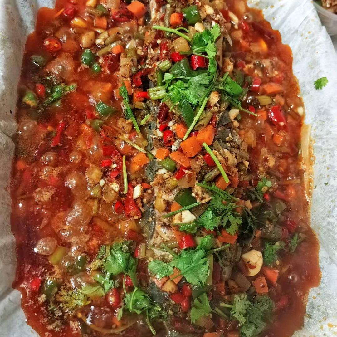 刘记纸包鱼香辣虾官方号