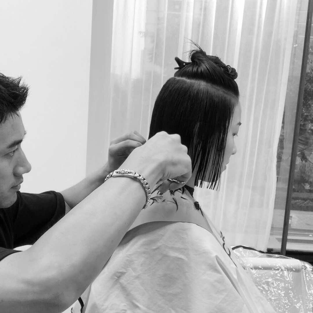 发型老资深➢立鸿