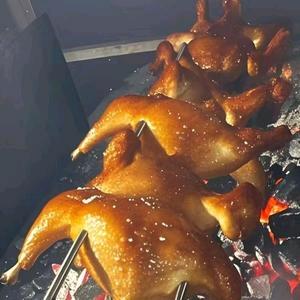 贵阳溶洞荔枝柴烧鸡官方号