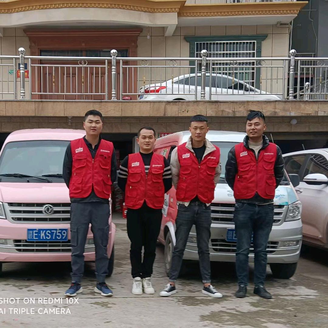 卖乌苏的老表