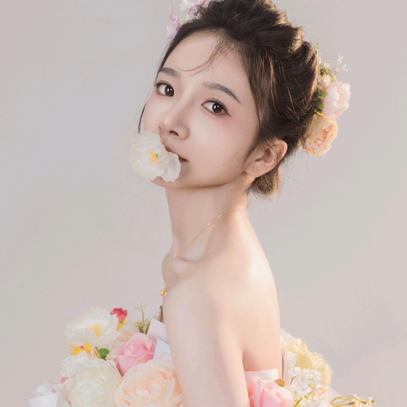 昆山夏夏 青美诗美肤