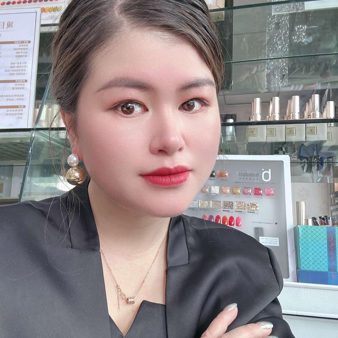 日喀则懂眉毛的笨姐（雲绣妆官方号）