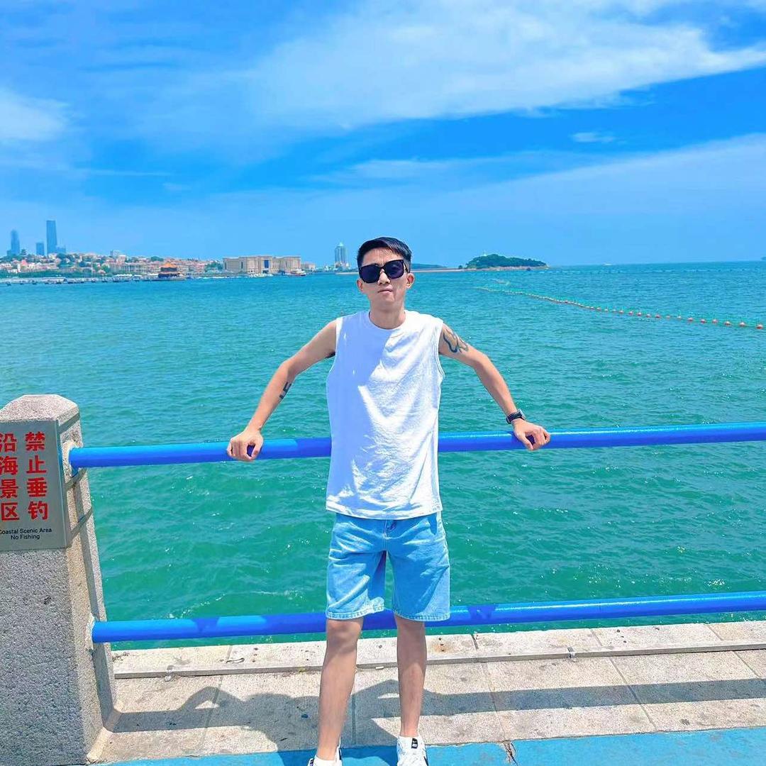 小坤爱吃喝