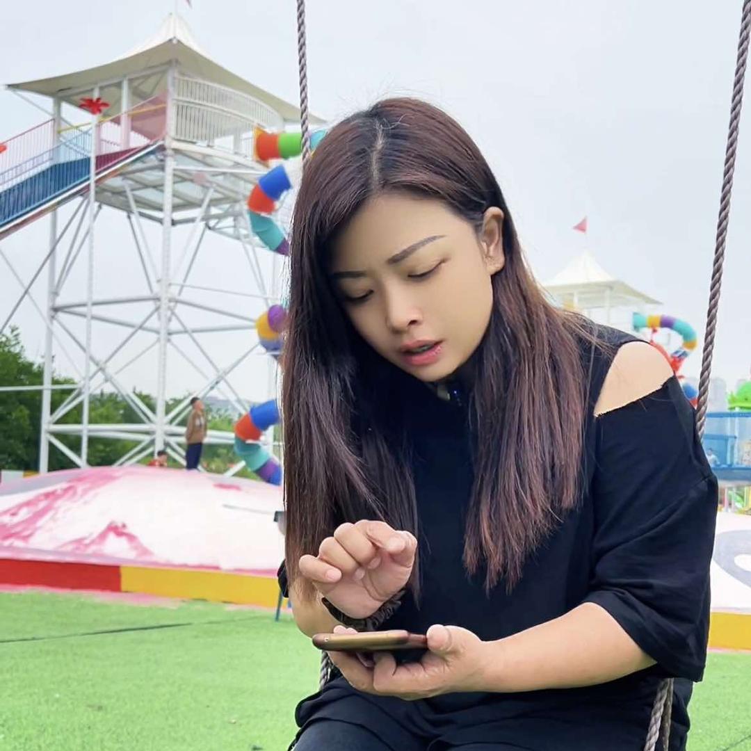 巩义嗨皮乐园老板娘