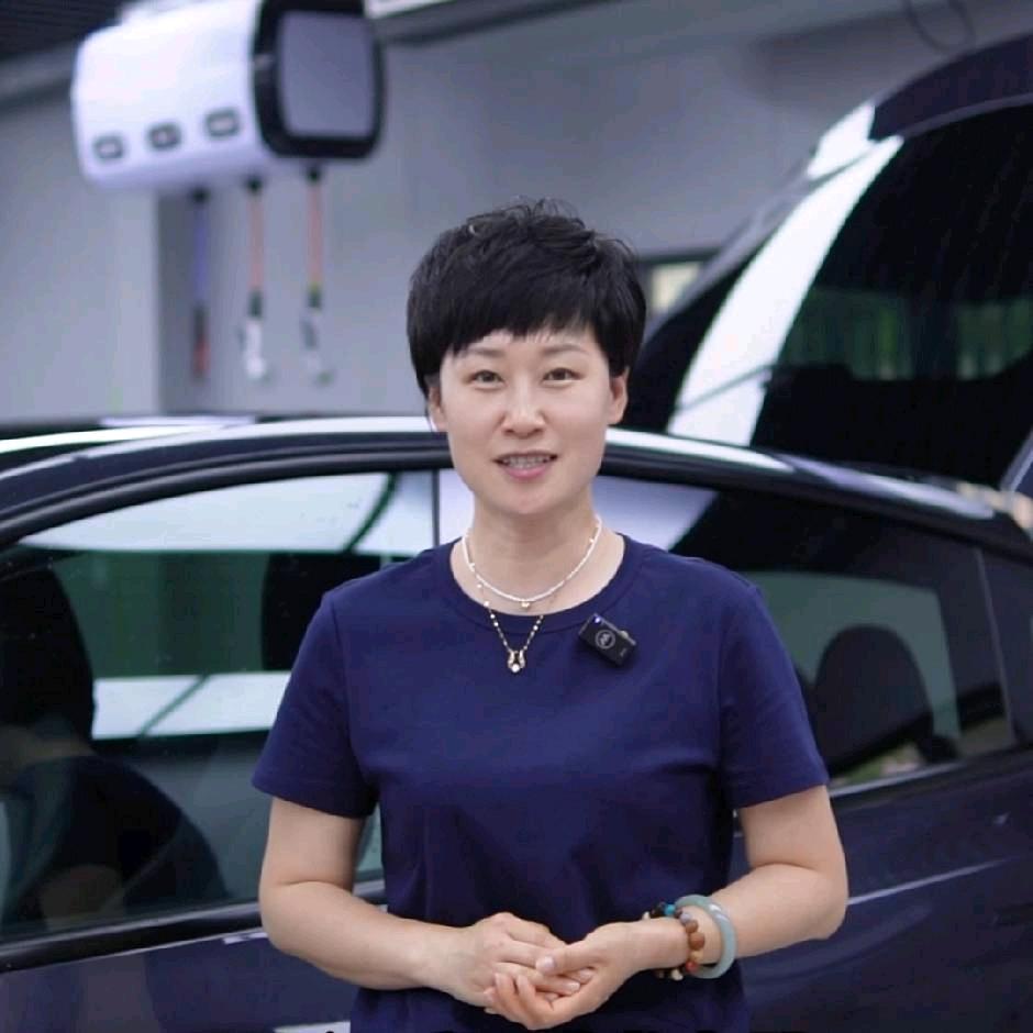 大连园姐汽车贴膜改装