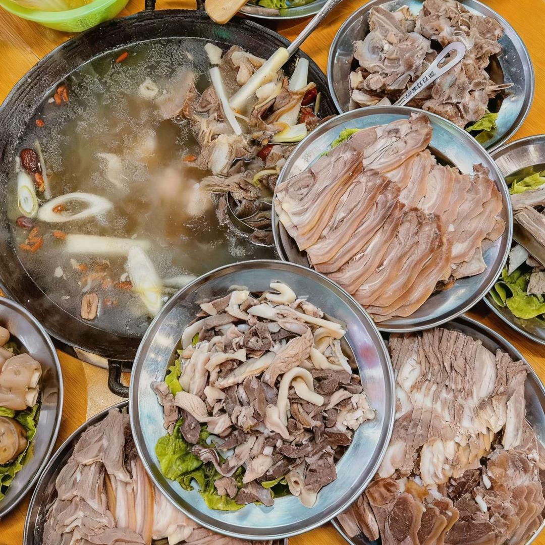 市井烫皮羊肉火锅（原秘制烤羊腿）