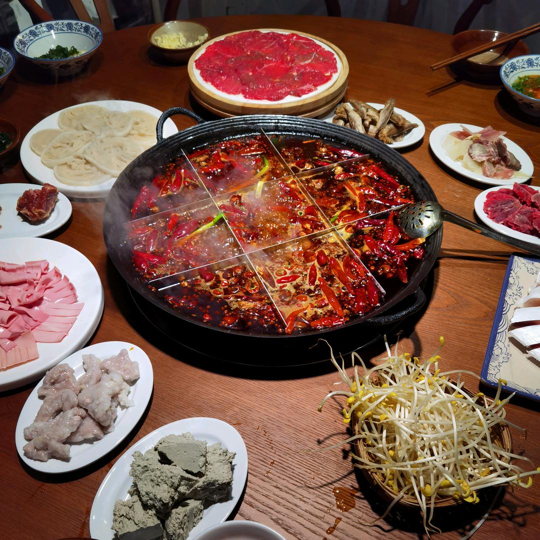 重庆巷子里野火锅