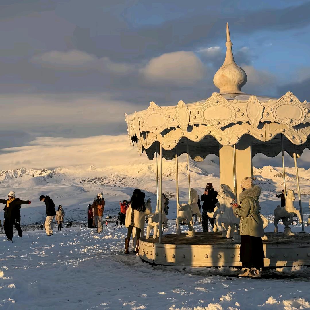 康定云居酒店官方号