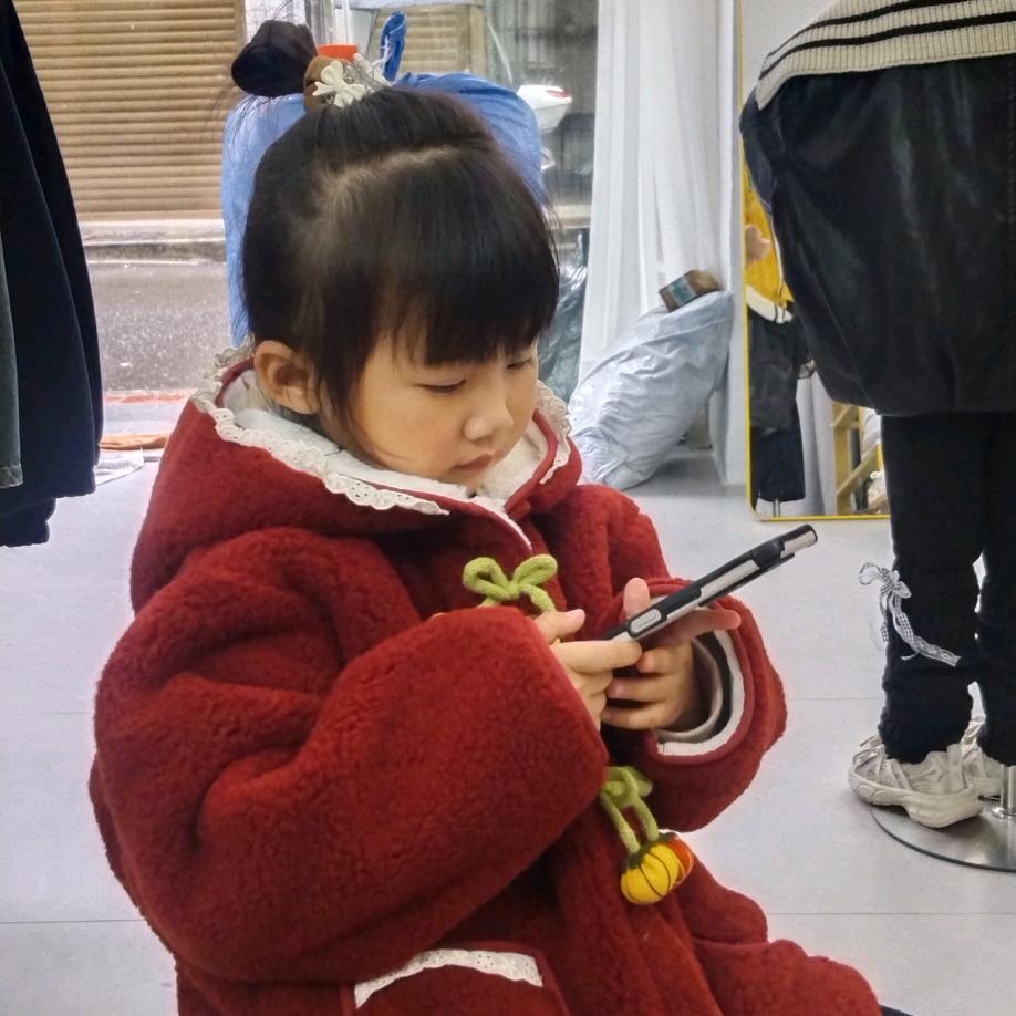 小童学童装店官方号