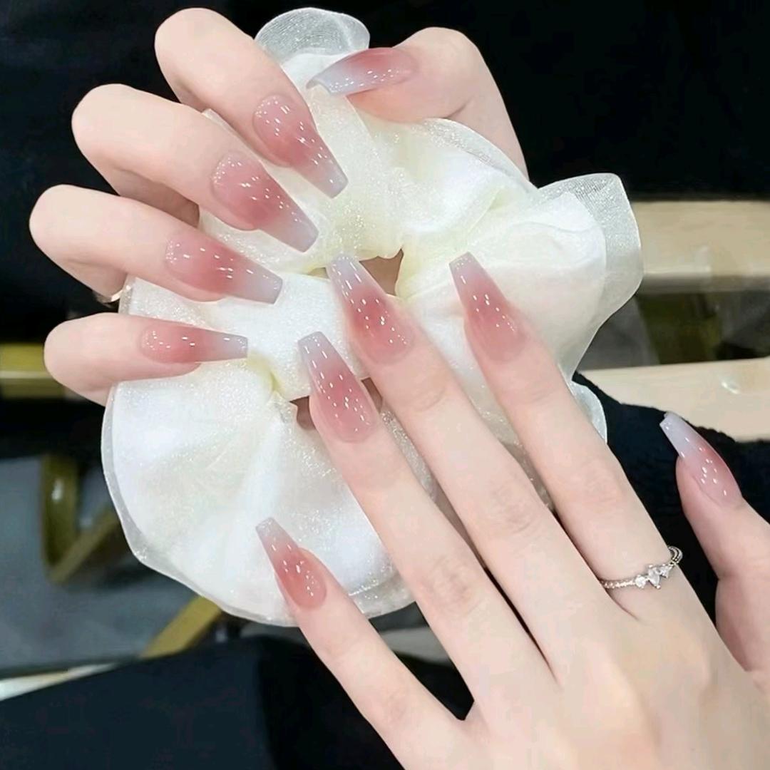 柒玥美甲美睫，健康管理