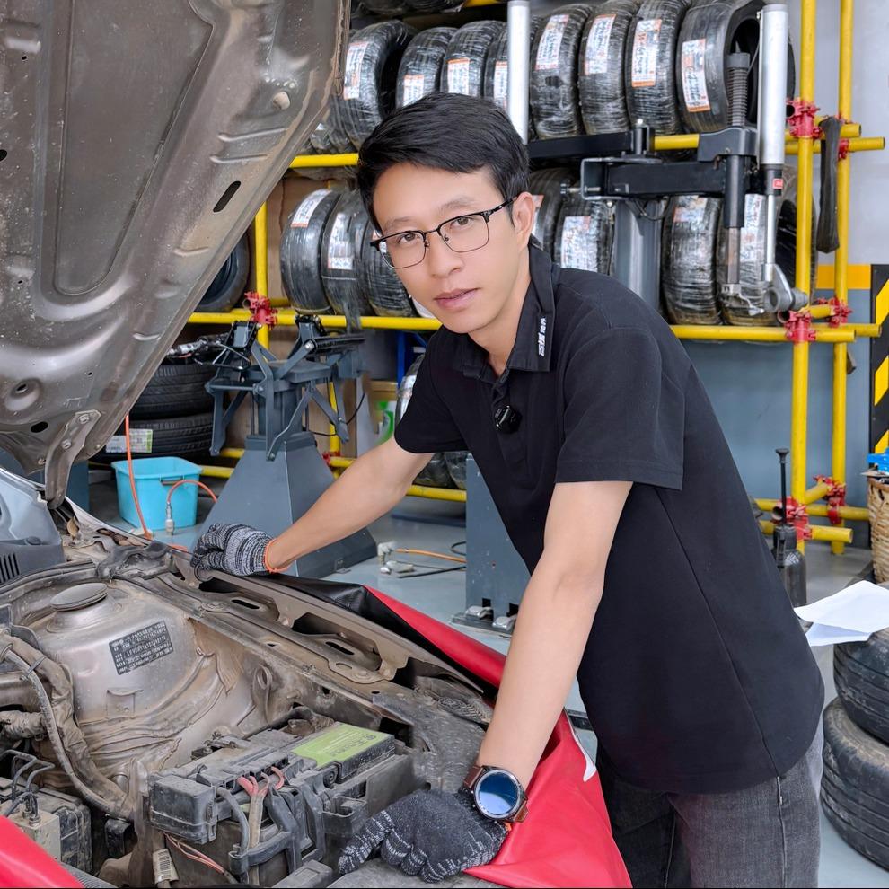 修车找志哥·丘北巧手修车养车