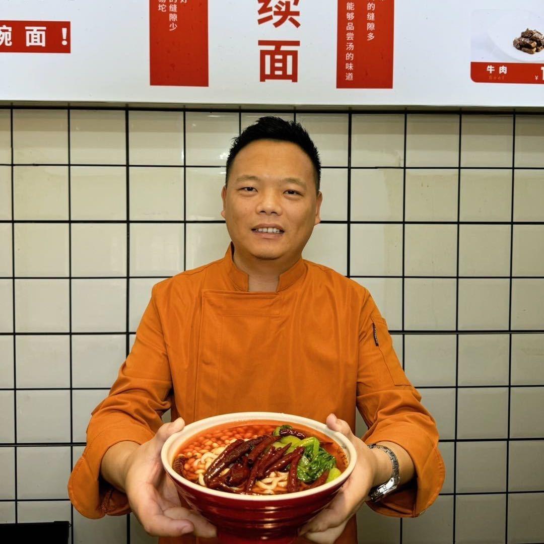 刚哥的村二牛