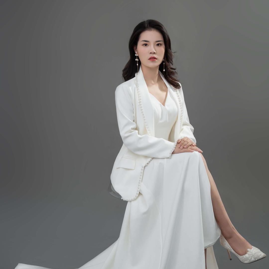通许逗敏肌肤修护导师亚宁