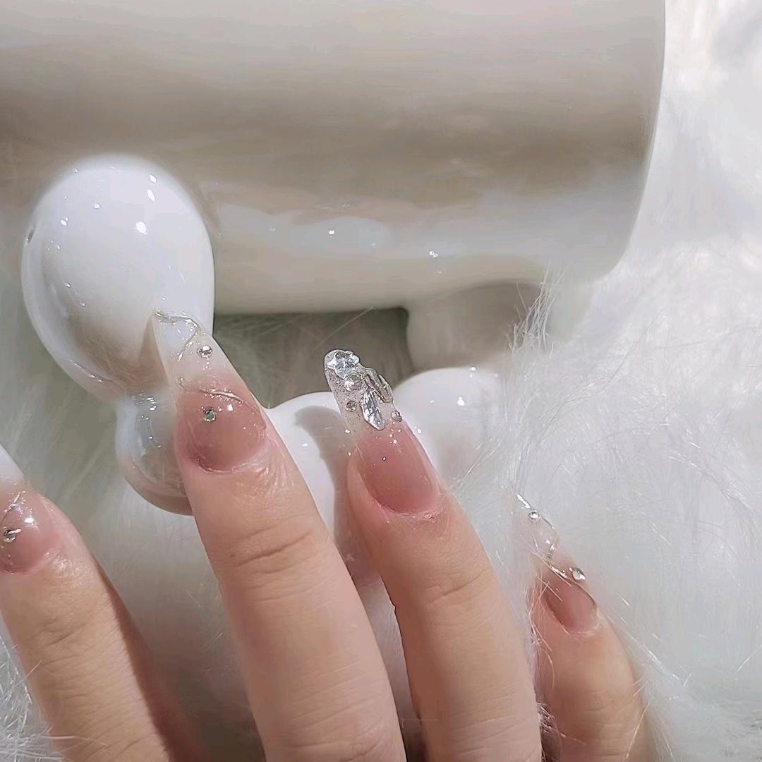 赫章桔子美容馆