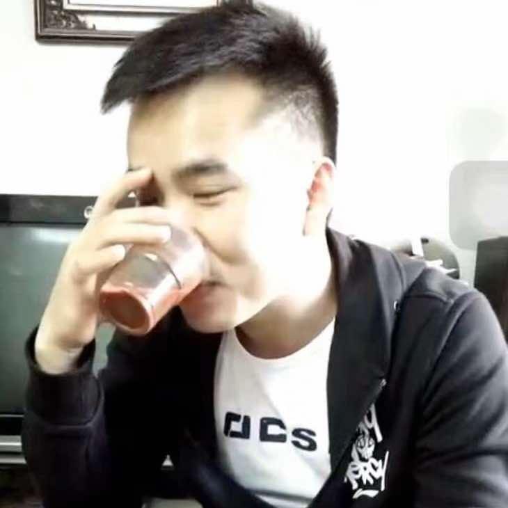 @刘一半清醒（刘汉通）