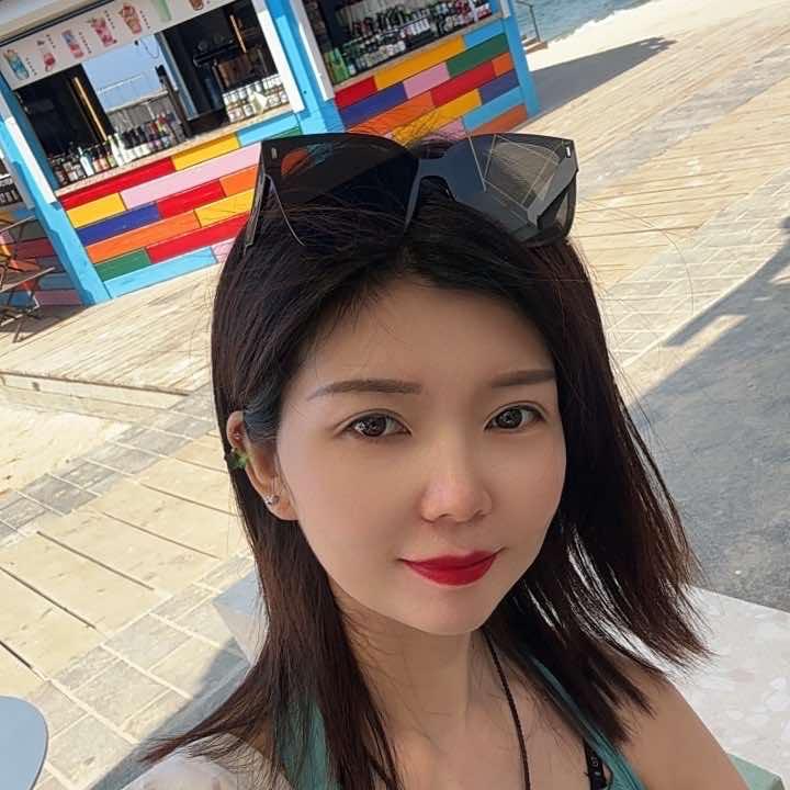 天津爆爆服装店官方号