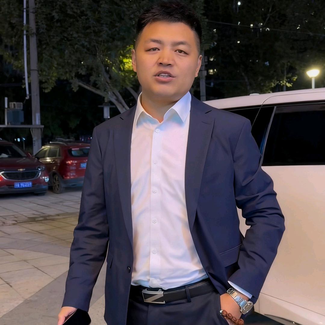 添辉砂锅居总部