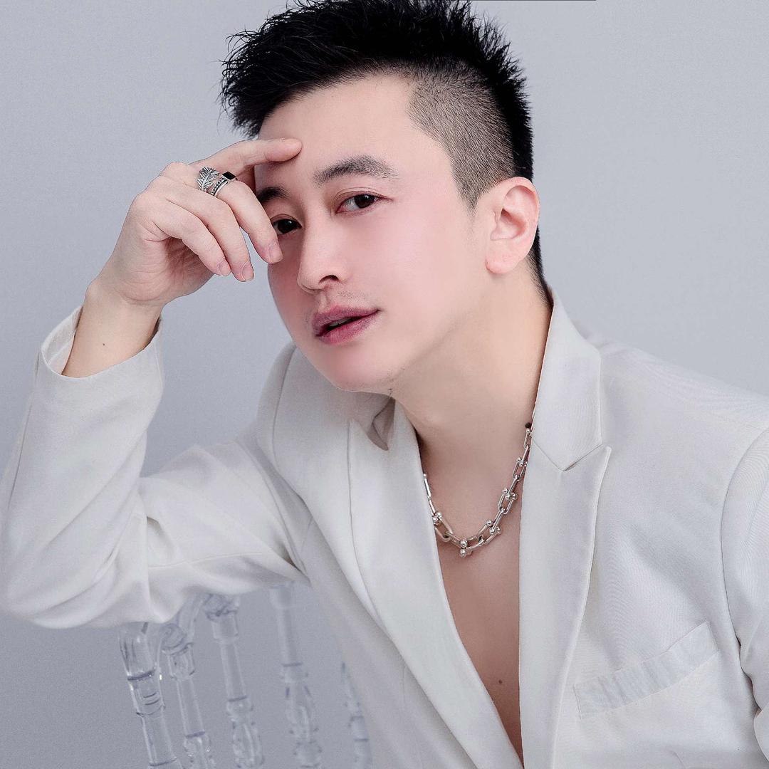 王磊减龄发型在吉林