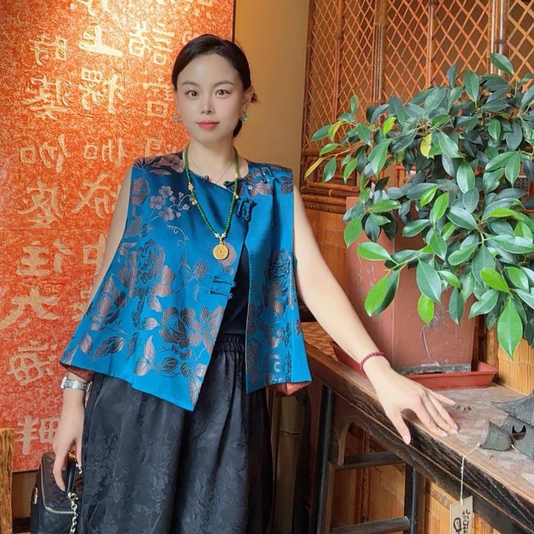 高密储秀女装