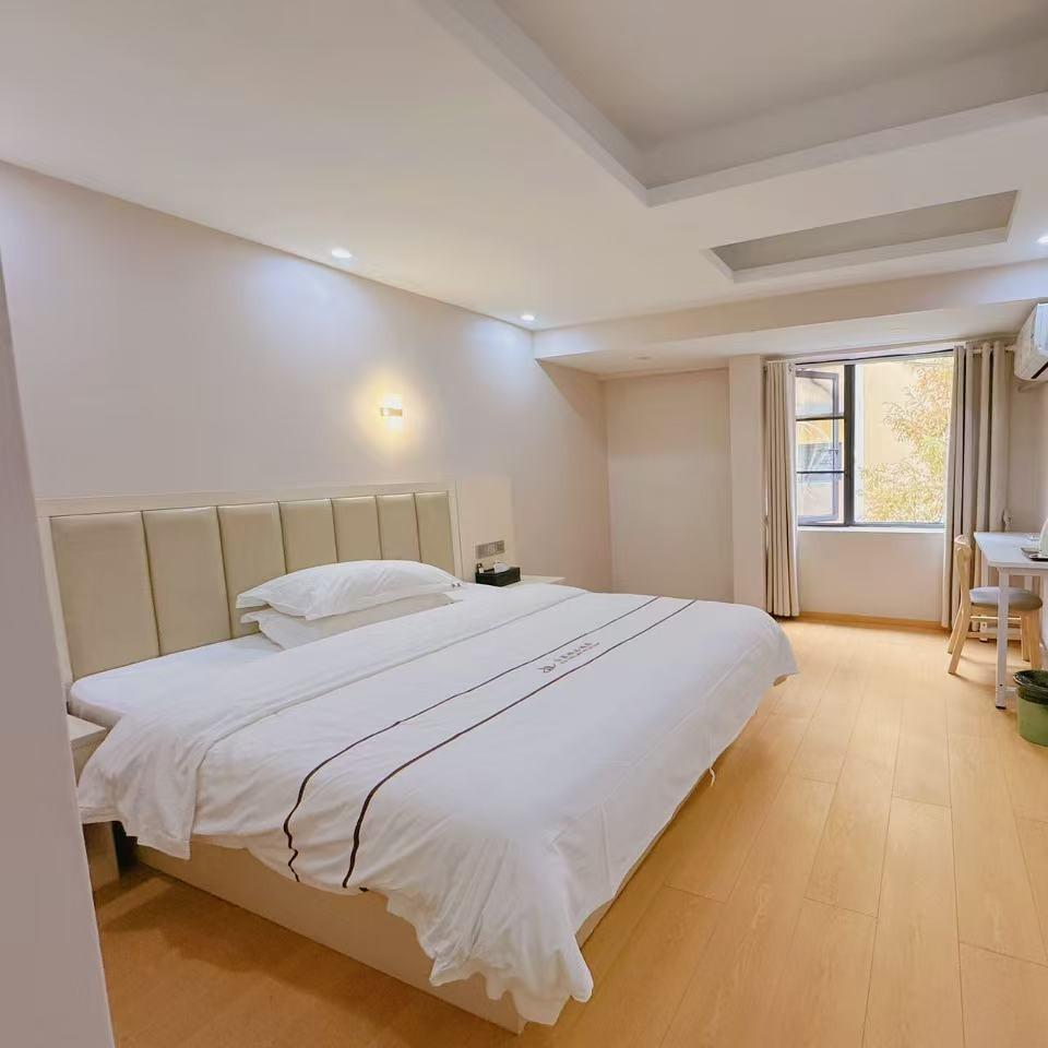 华晨酒店官方号