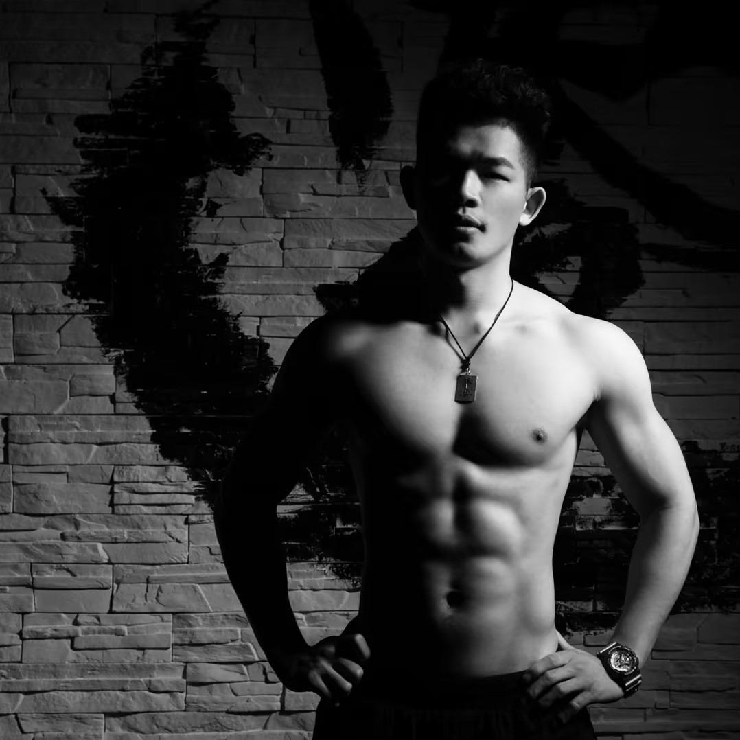 健怪兽私教健身馆(中和融岛国际店)专用号