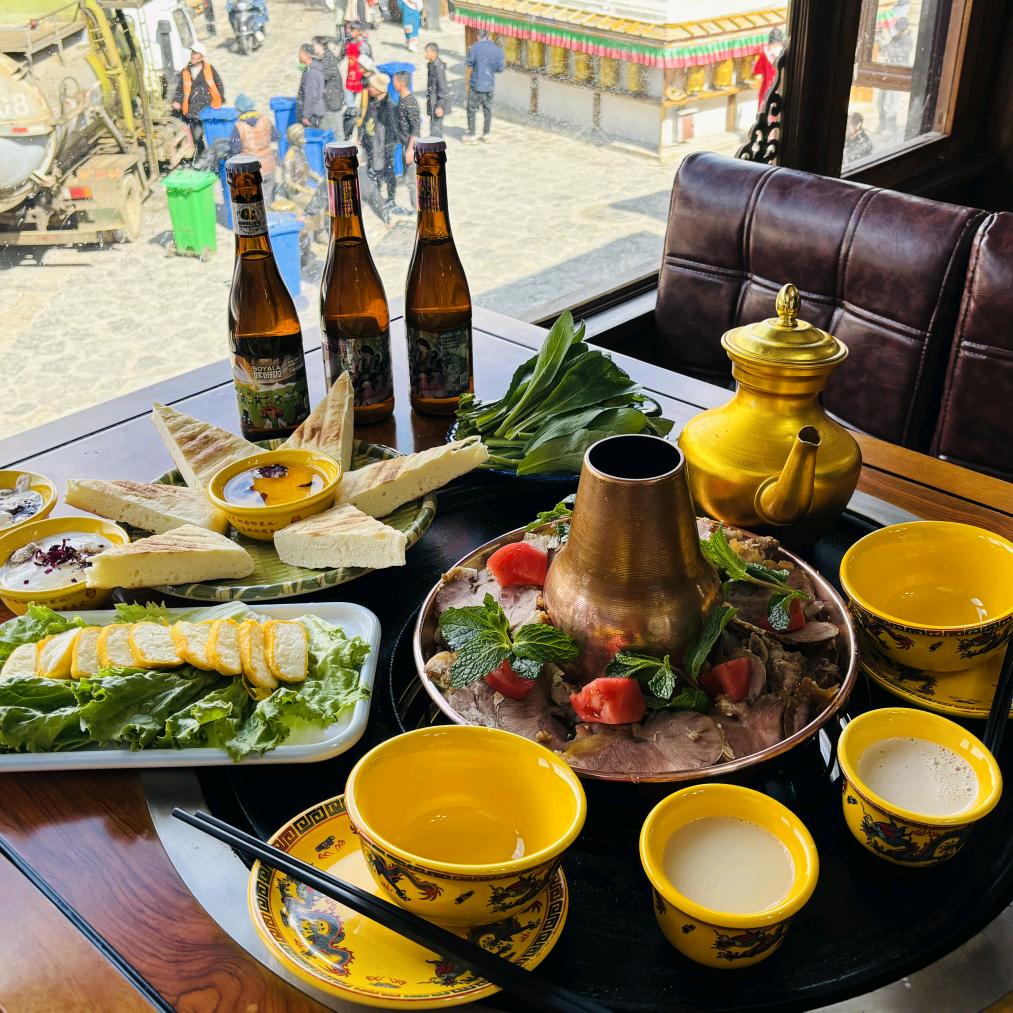 香格里拉市鑫凌藏餐吧