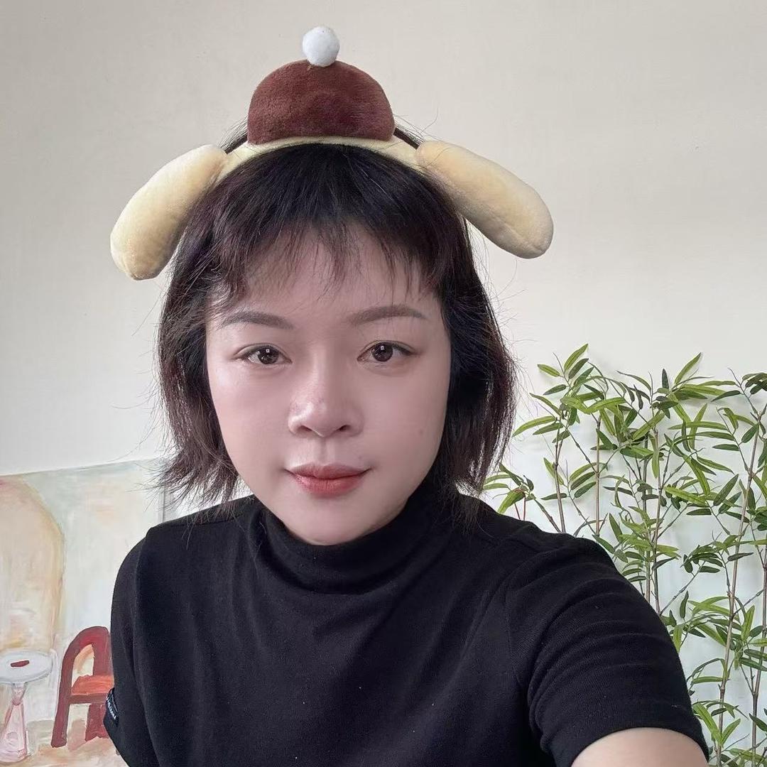 大拇指艺术中心-画画的布丁